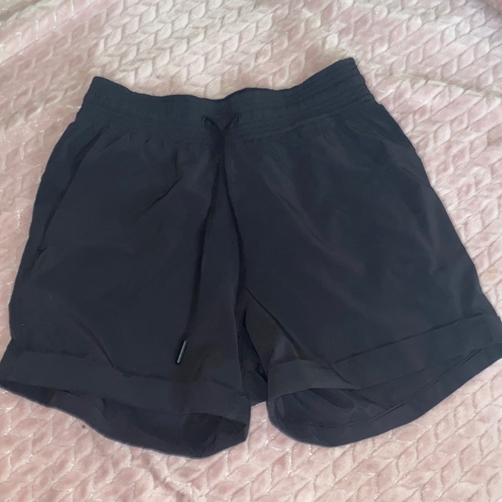 Like new lululemon high rise shorts!